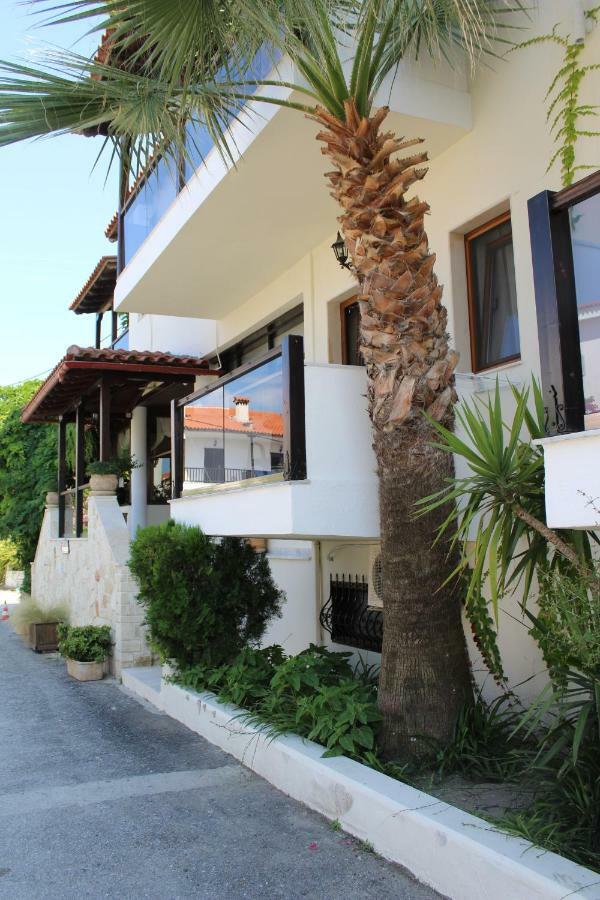 Hotel Magdalena Pefkochori Exterior photo